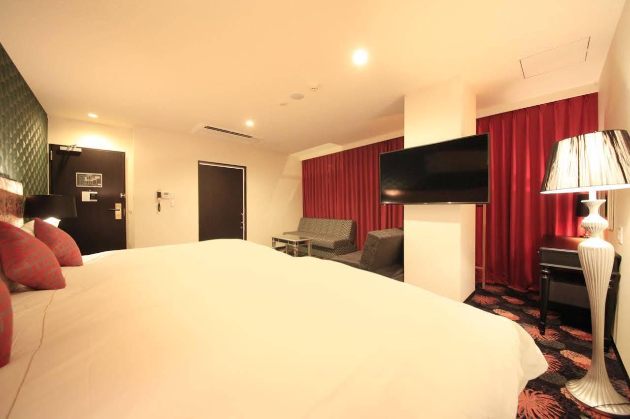Centurion Hotel & Spa Ueno Station -Artificial Radium Hot Spring Токио Экстерьер фото